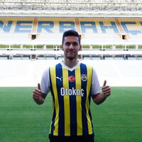 Another Fenerbahçe signature!