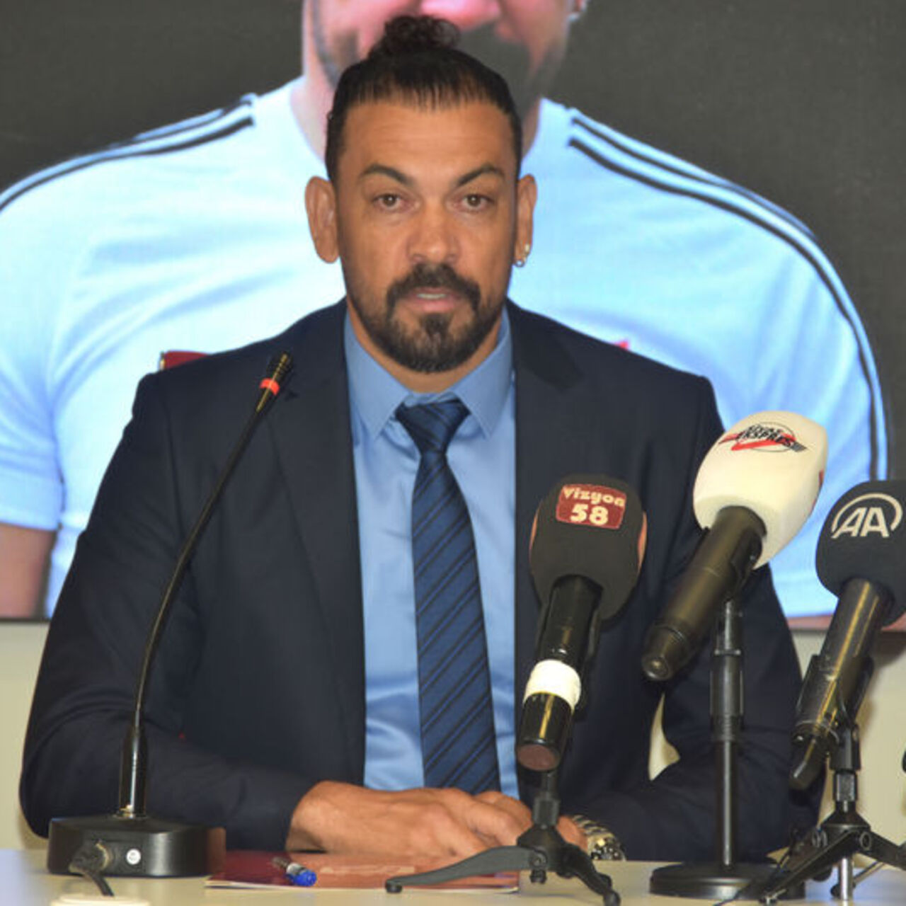 Separation from Sivasspor coach Servet Çetin